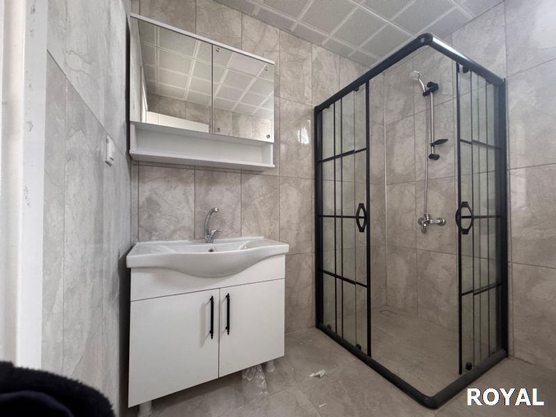ROYAL'DEN ARAŞTIRMA HASTANESİNE KOMŞU SATILIK 2+1 DAİRE 2.KAT KUZEY-BATI CEPHE !